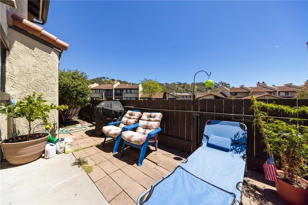 1095 Grieb Drive