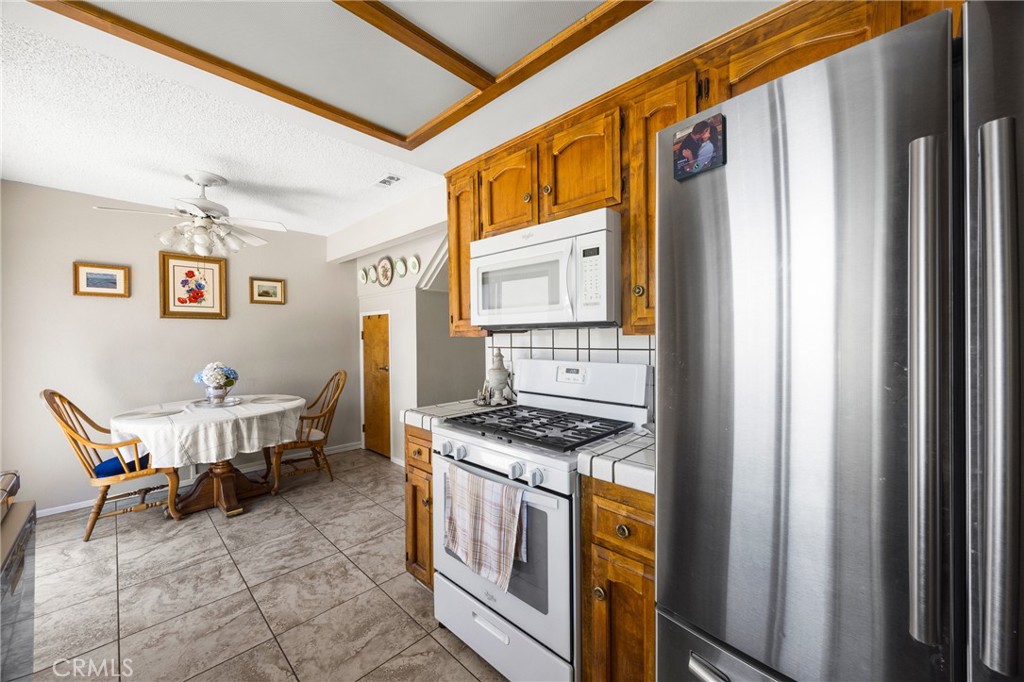 1095 Grieb Drive