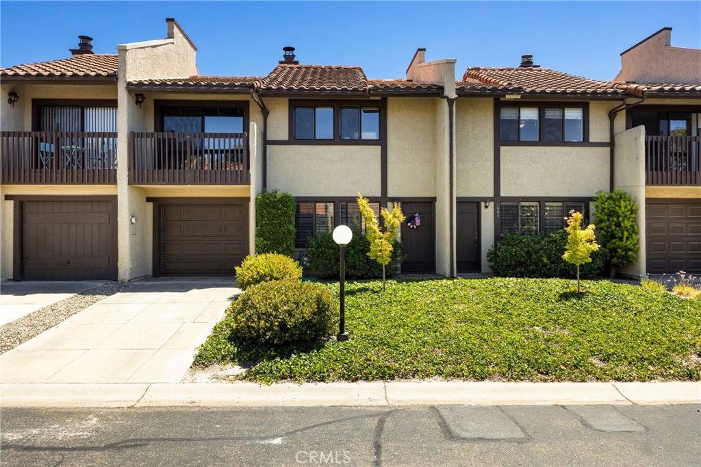 1095 Grieb Drive