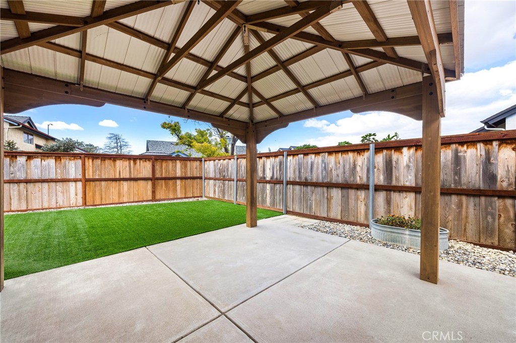 833 Escuela Court