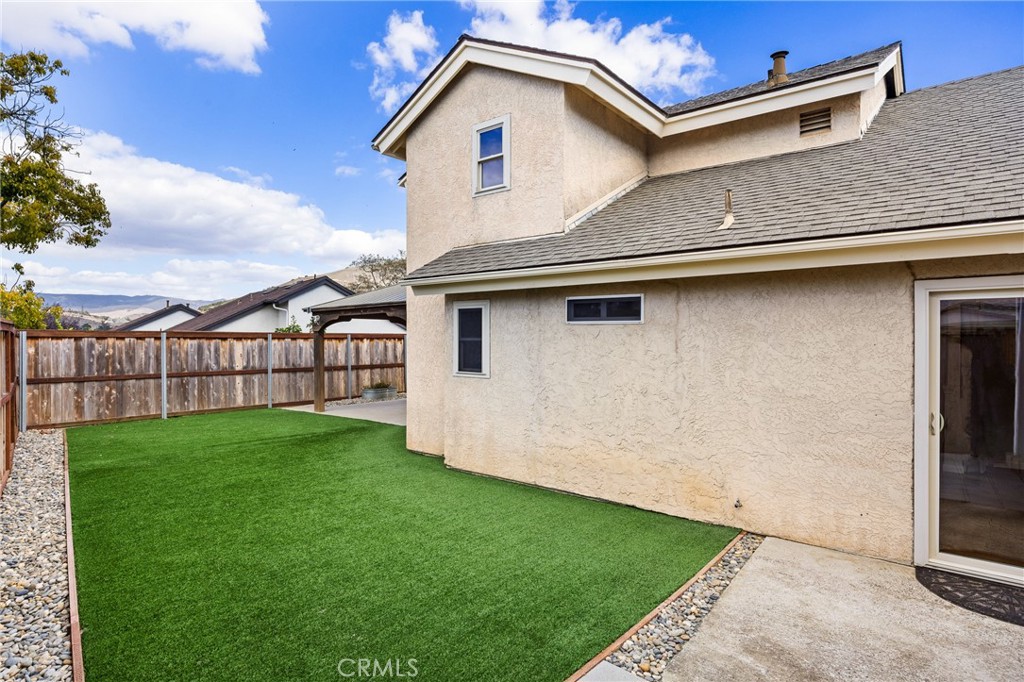 833 Escuela Court