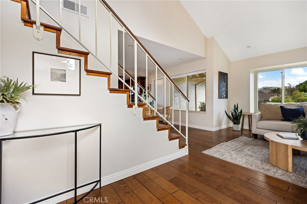 833 Escuela Court