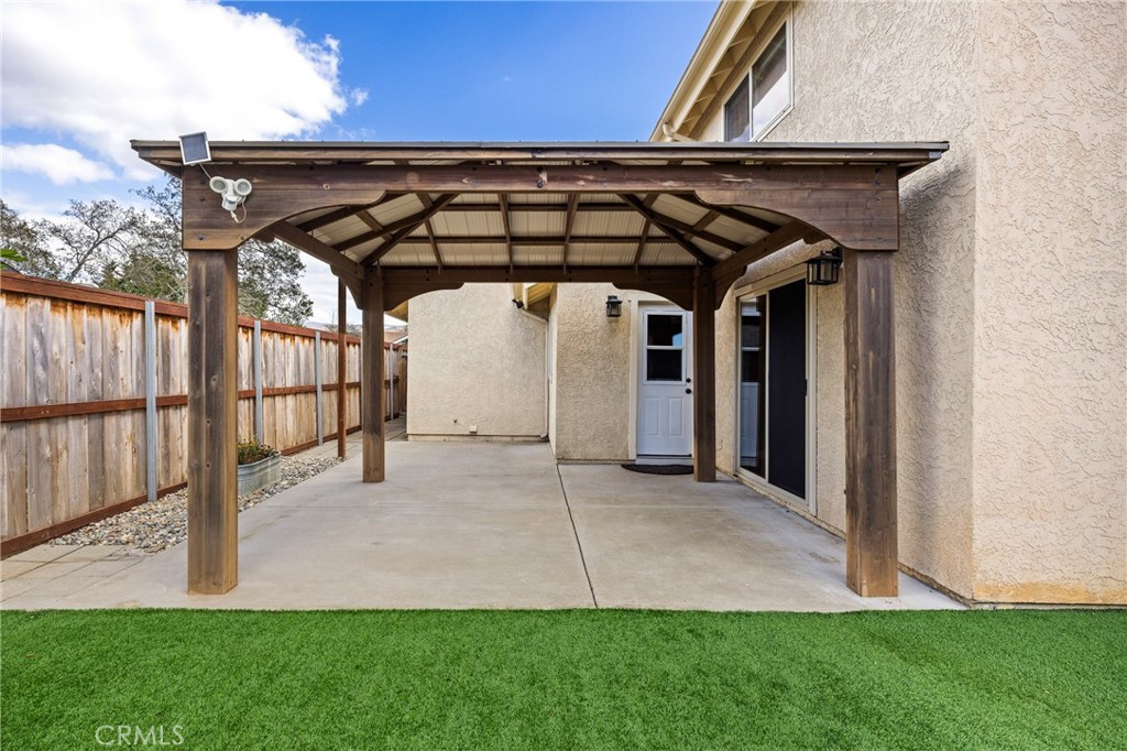 833 Escuela Court