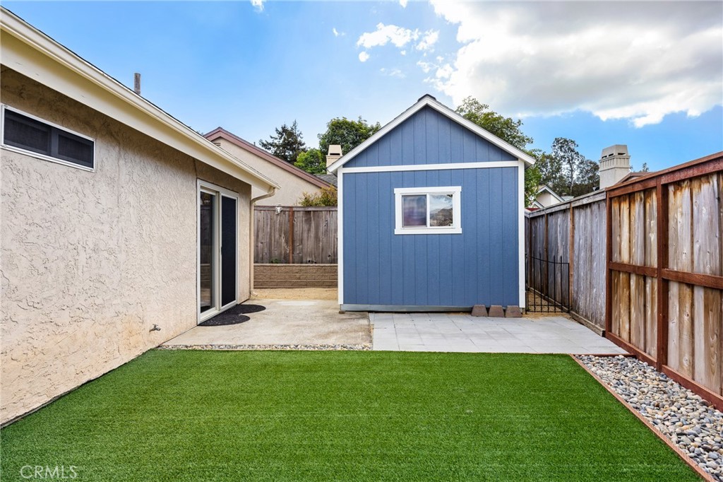 833 Escuela Court