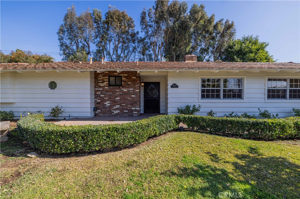 4712 Yorba Lane