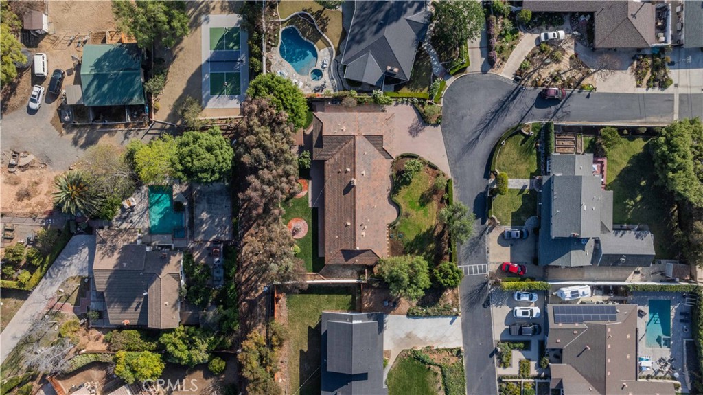 4712 Yorba Lane