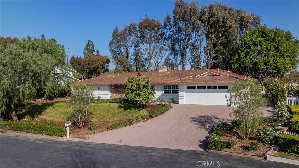 4712 Yorba Lane