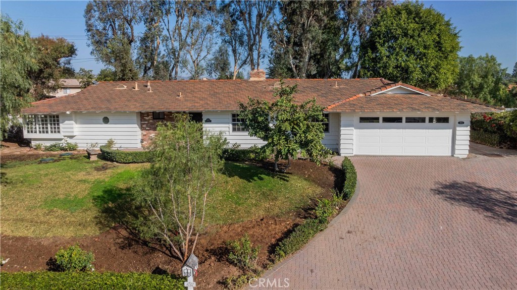 4712 Yorba Lane