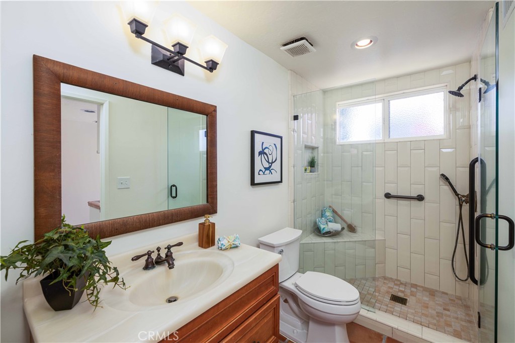 4712 Yorba Lane