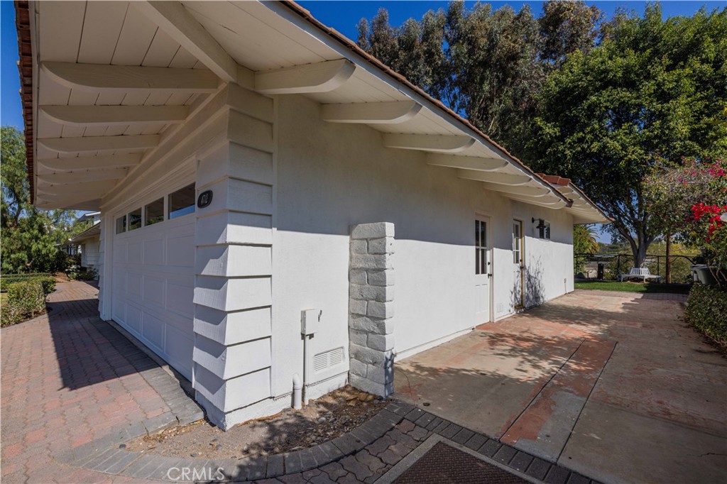 4712 Yorba Lane