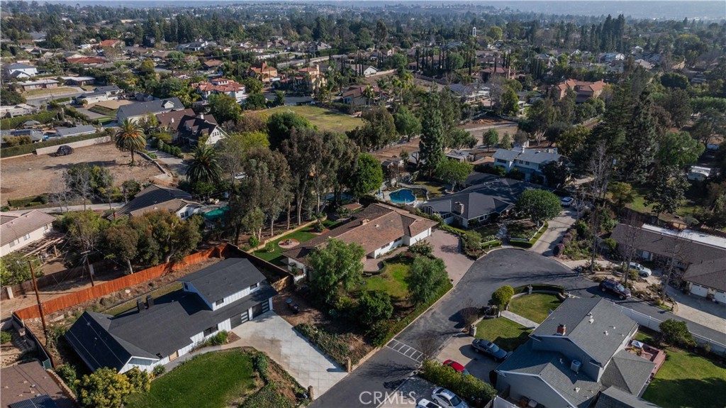 4712 Yorba Lane