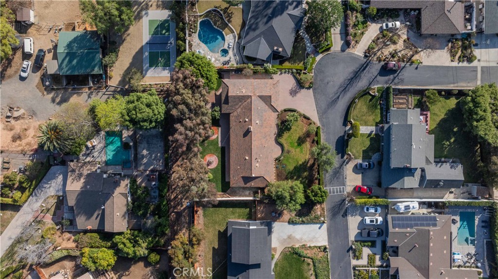 4712 Yorba Lane