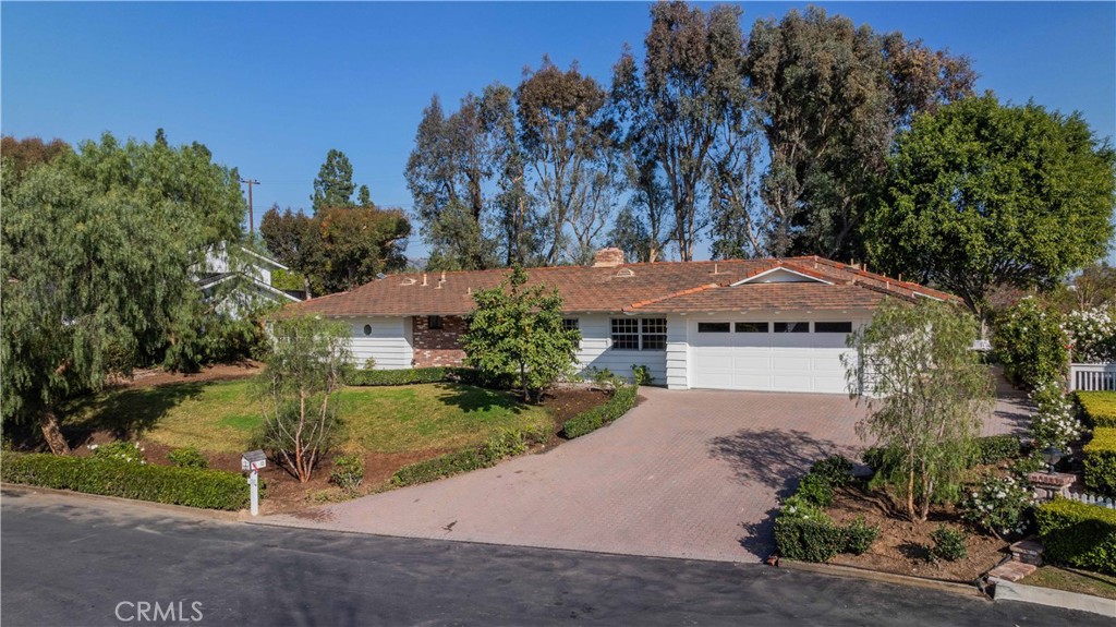 4712 Yorba Lane