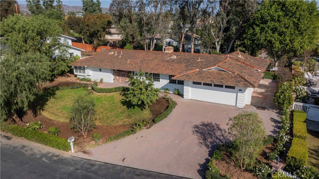 4712 Yorba Lane