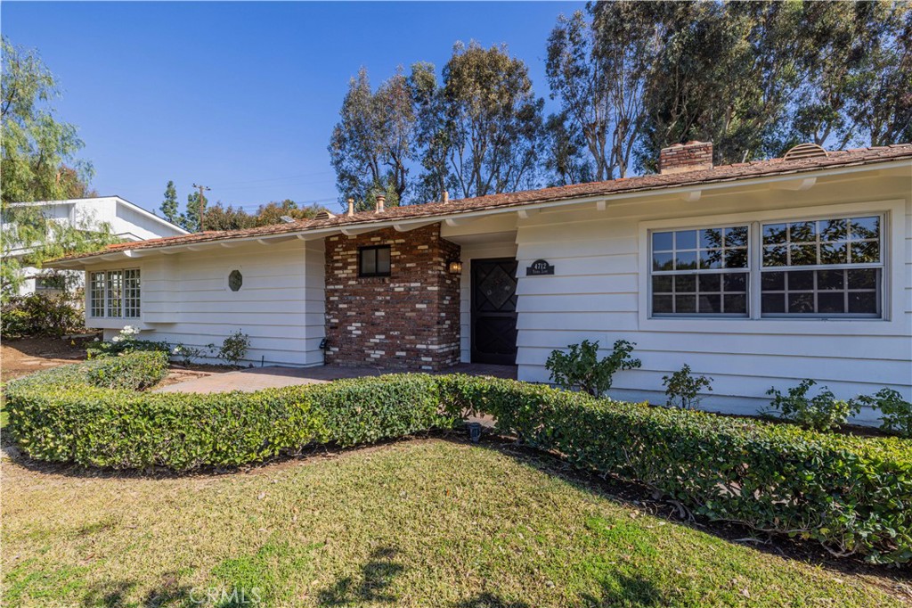 4712 Yorba Lane