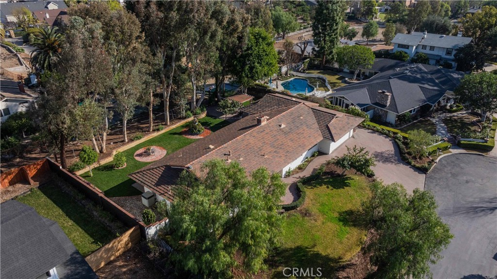 4712 Yorba Lane