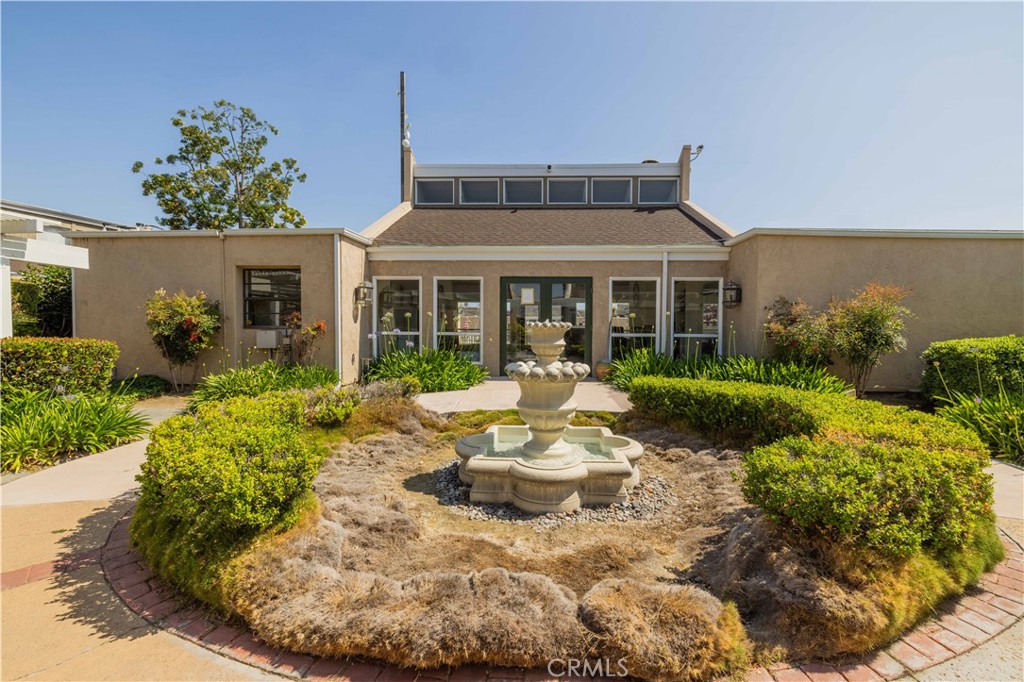 2900 Madison Avenue D16