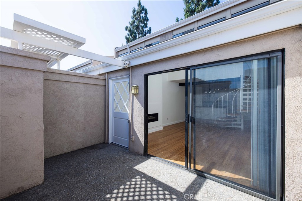 2900 Madison Avenue D16