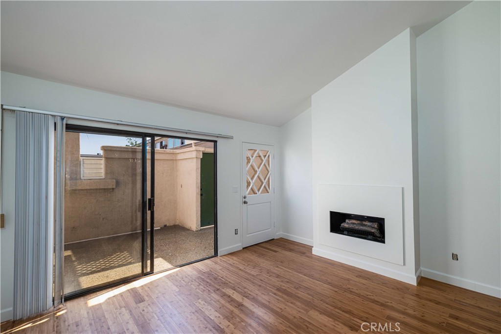 2900 Madison Avenue D16