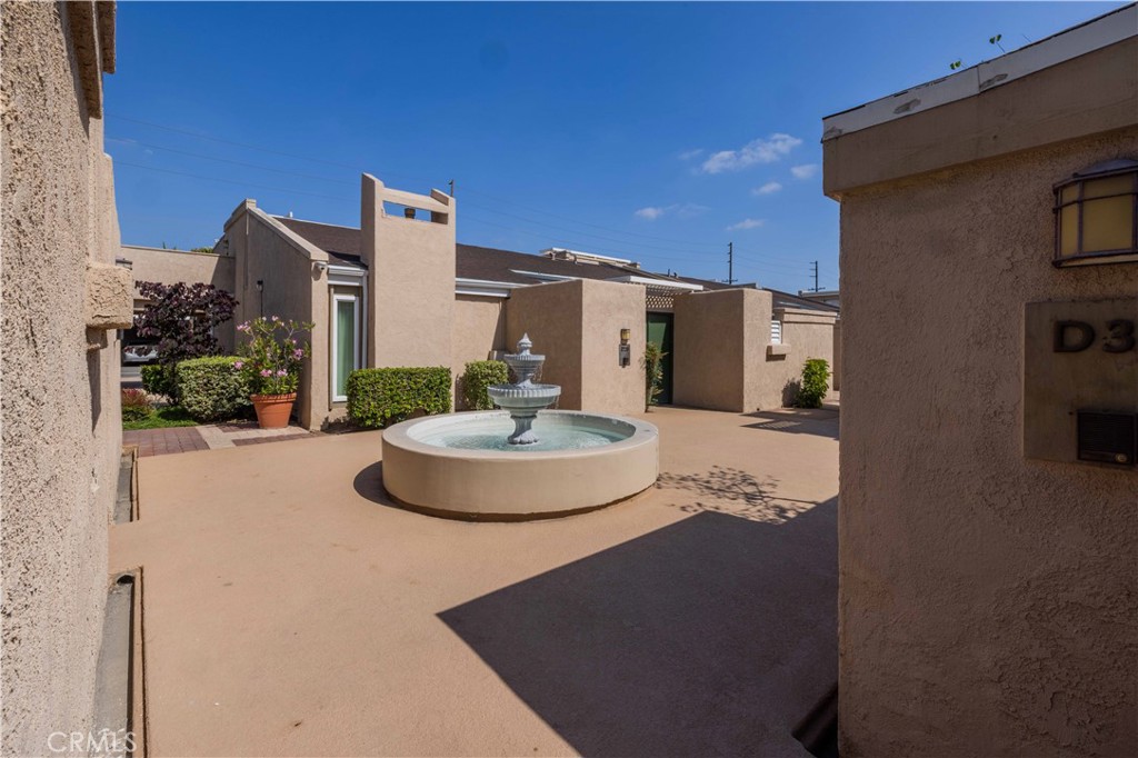 2900 Madison Avenue D16