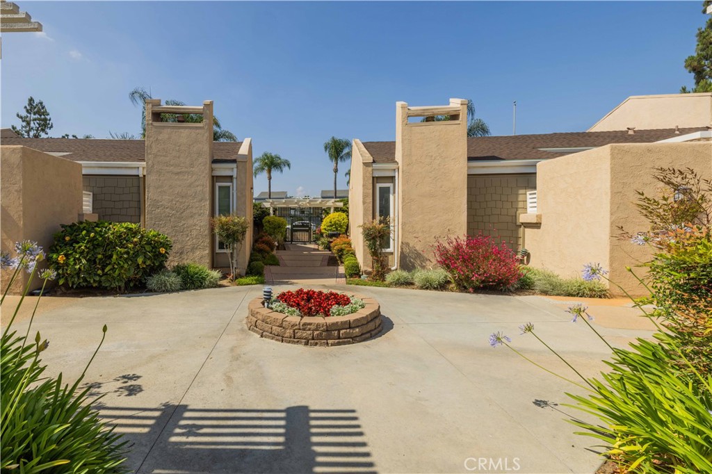 2900 Madison Avenue D16