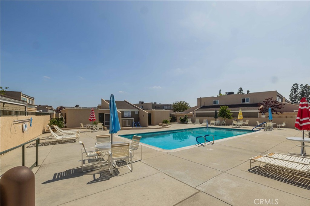 2900 Madison Avenue D16