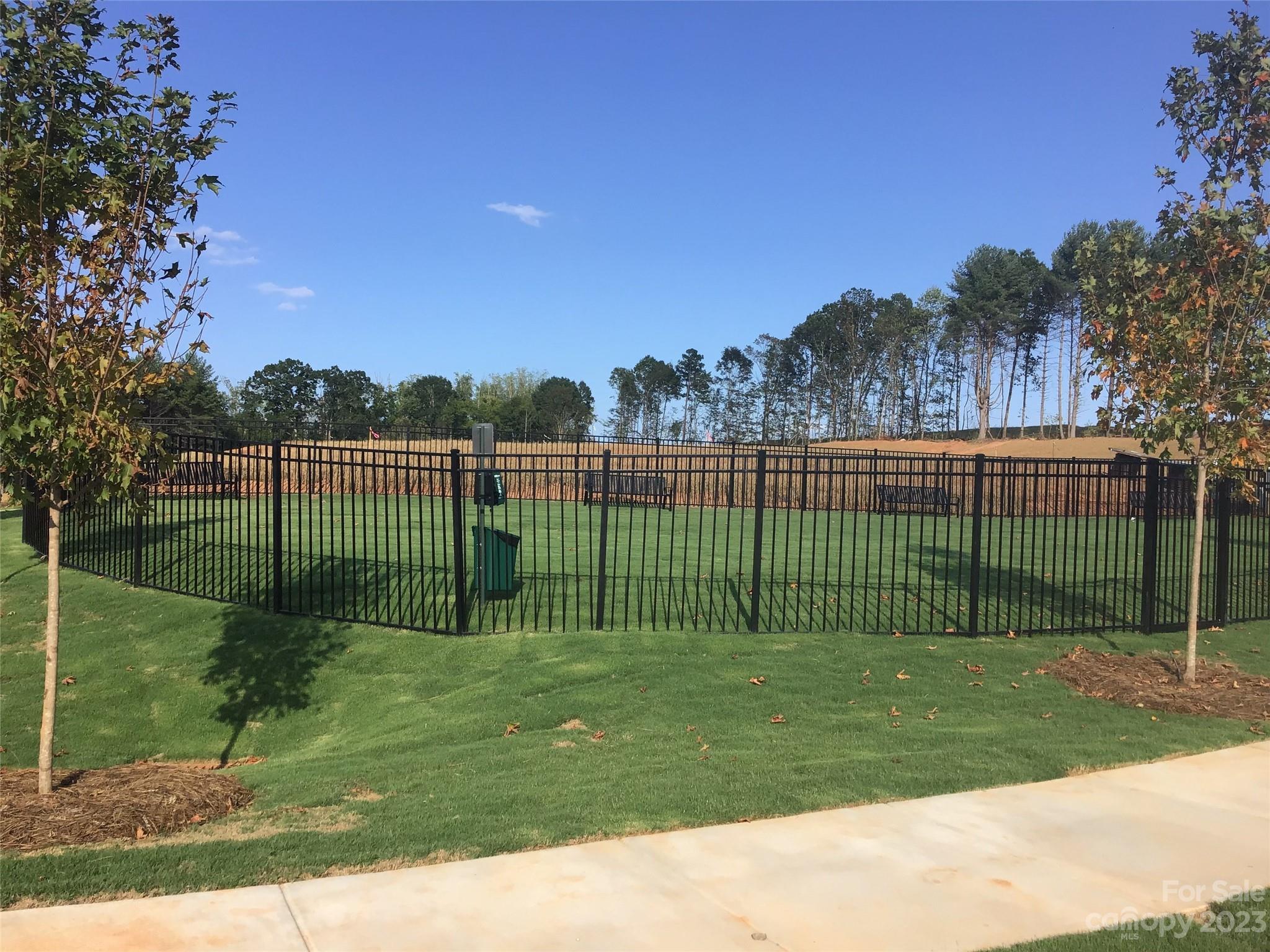 1278 37th Avenue Lane NE