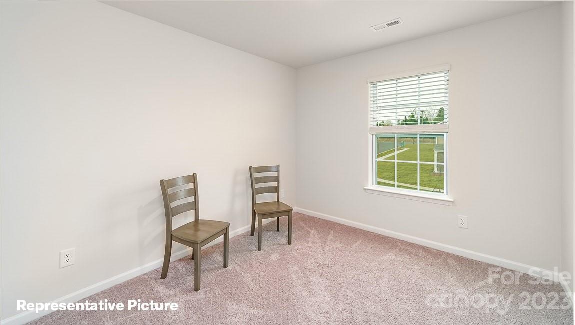 1278 37th Avenue Lane NE