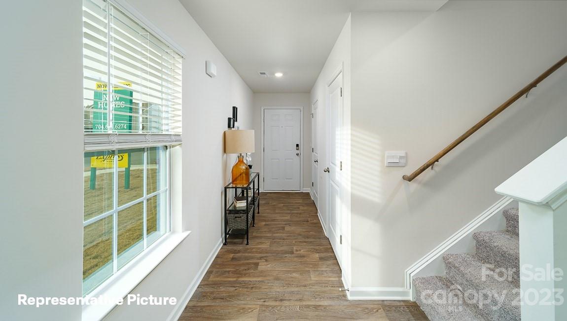 1278 37th Avenue Lane NE