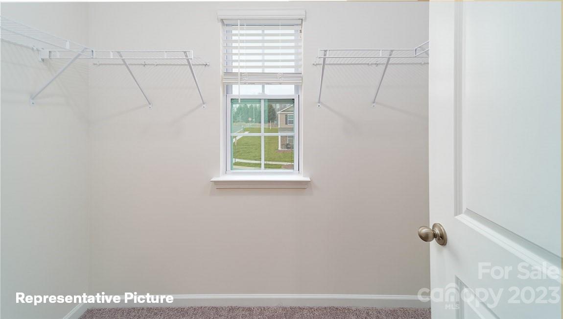 1278 37th Avenue Lane NE