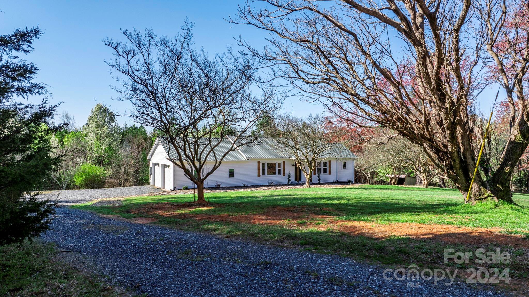 110 Camelot Drive
