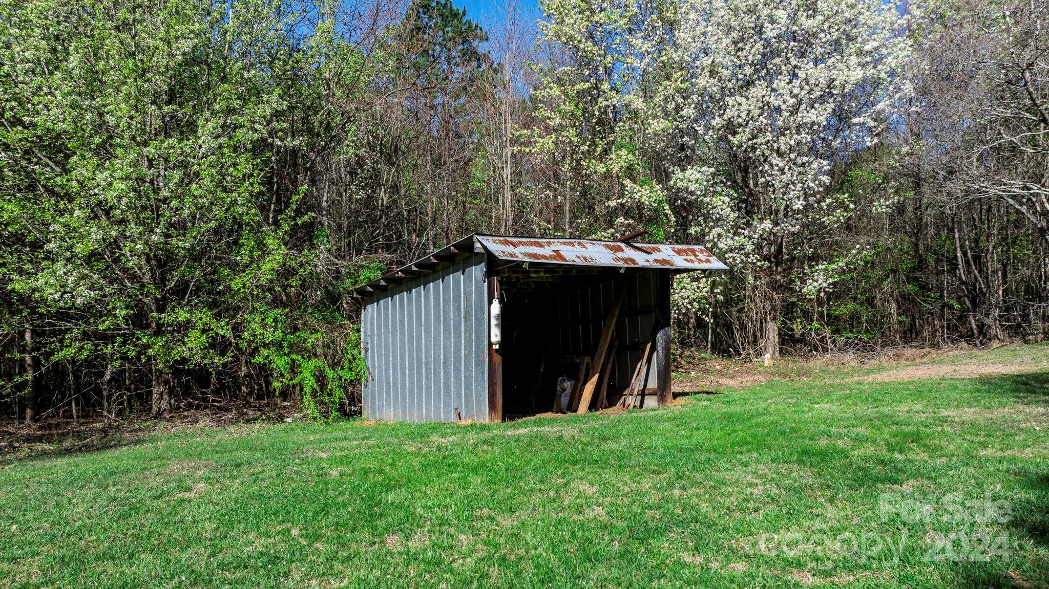 110 Camelot Drive