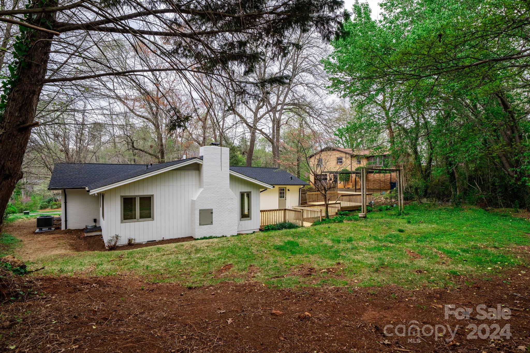 1523 10th Street Place NW