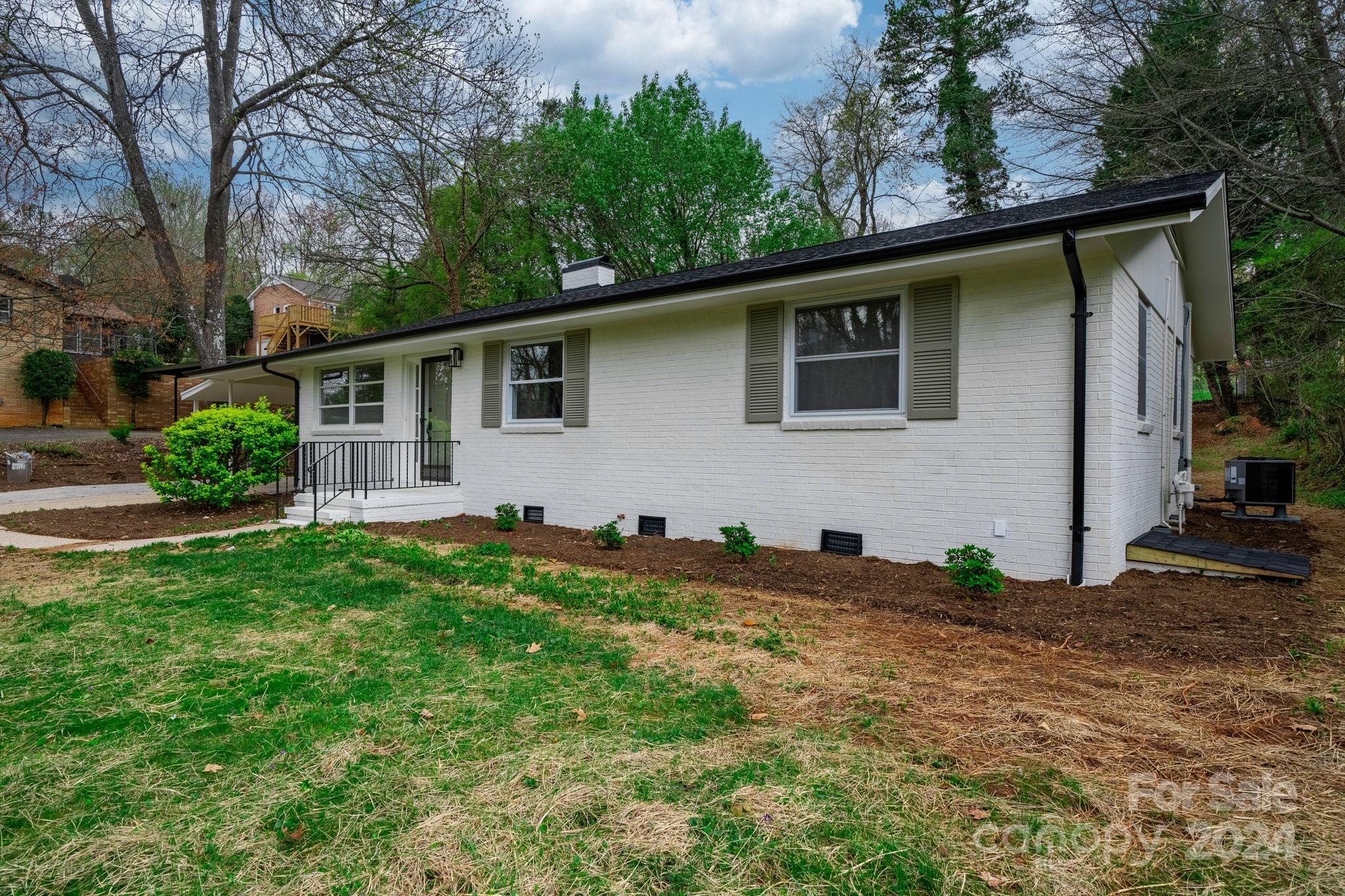 1523 10th Street Place NW