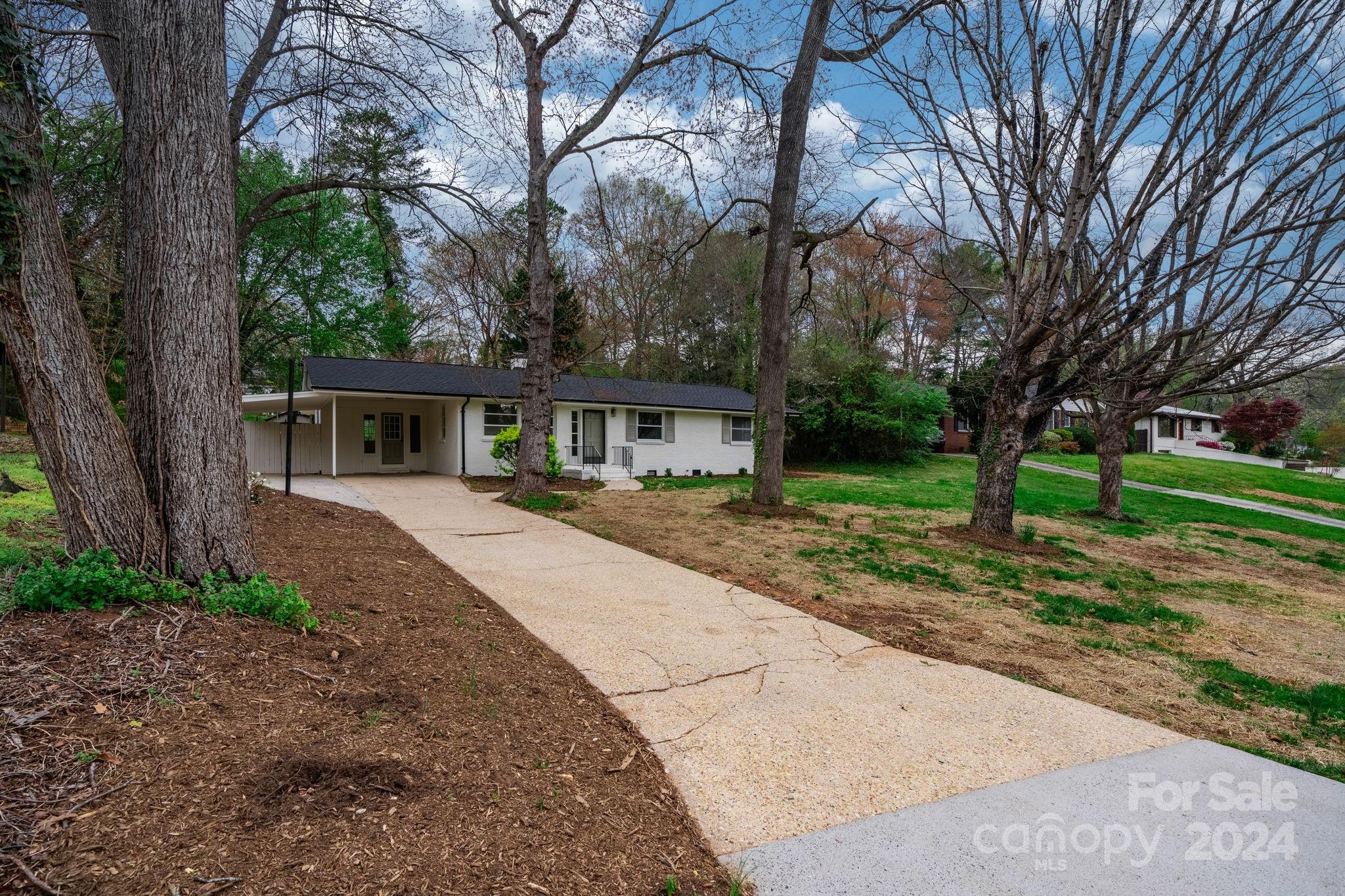 1523 10th Street Place NW