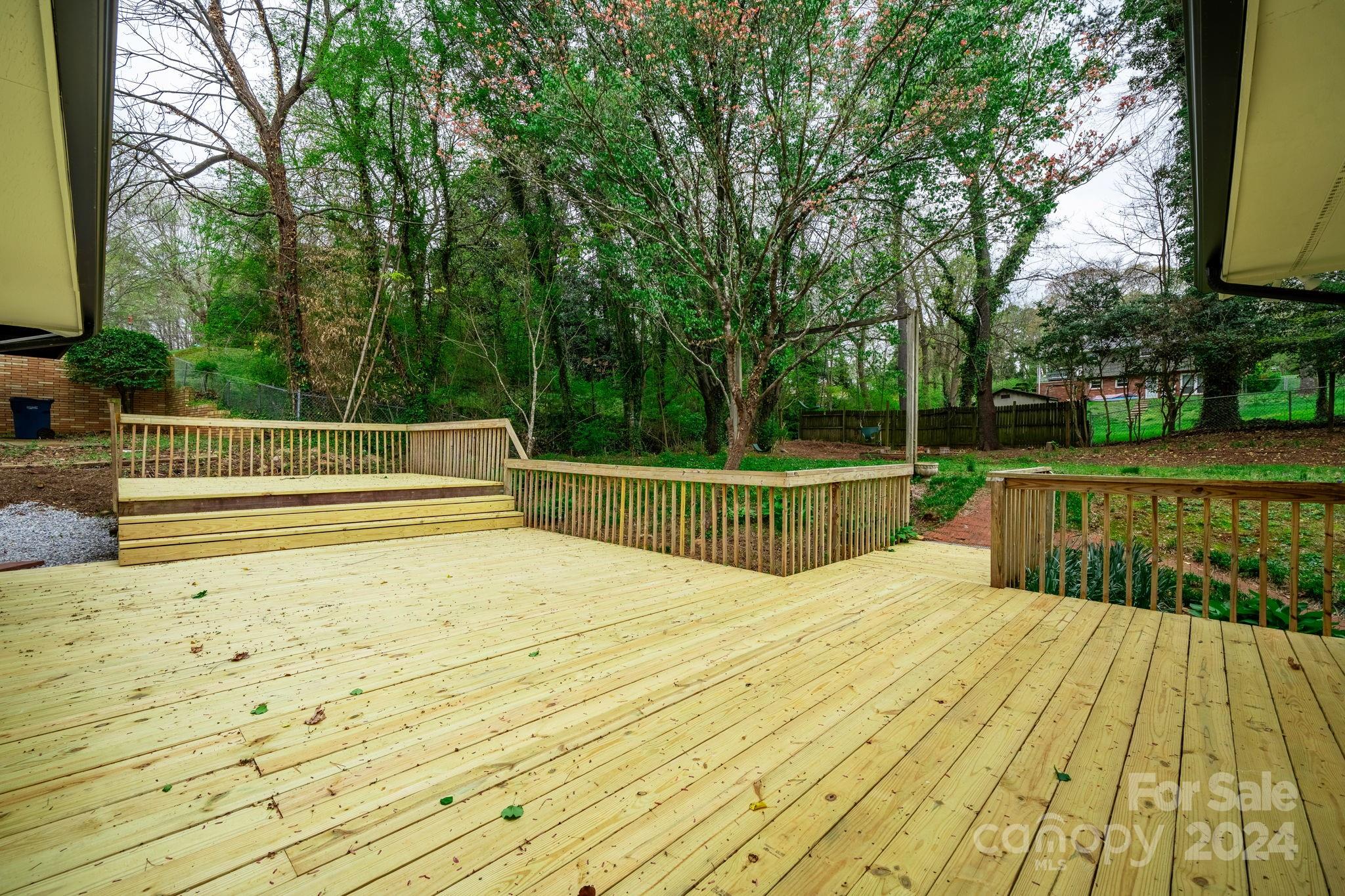 1523 10th Street Place NW