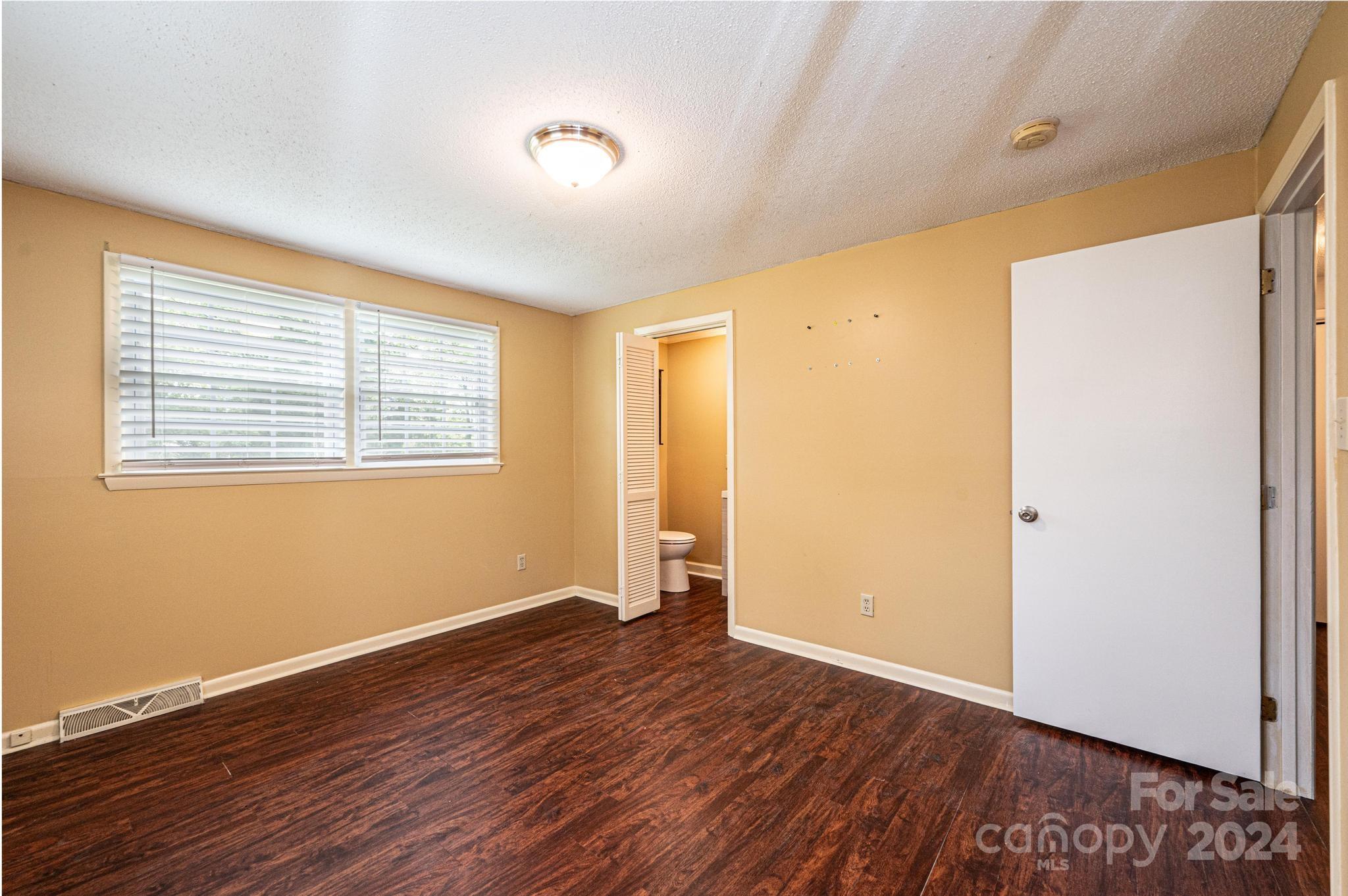 1661 Tanglewood Drive