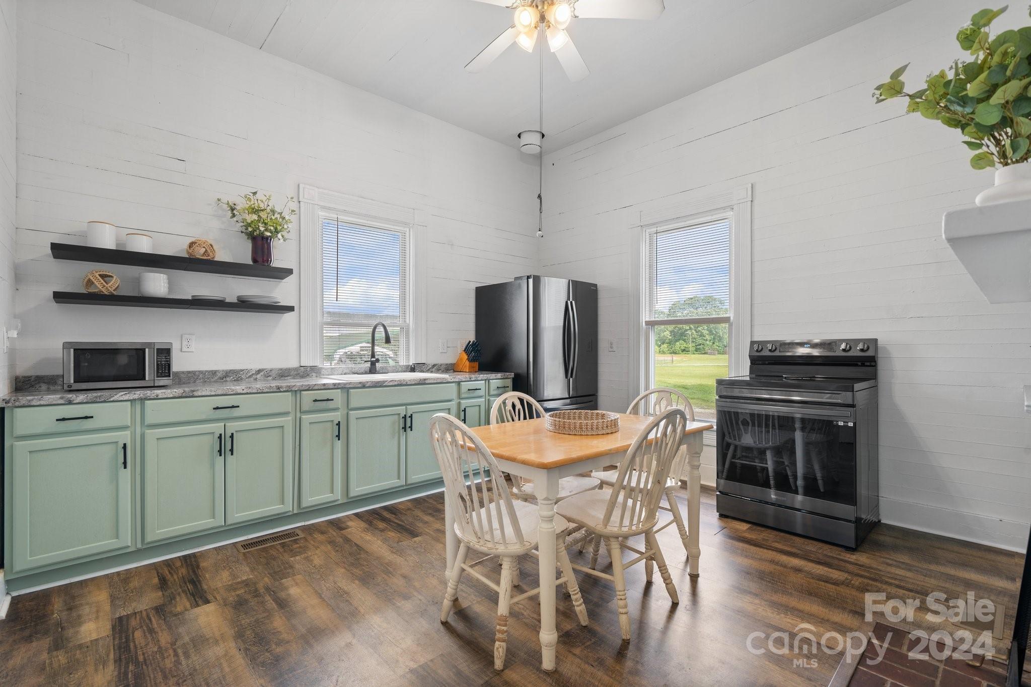 5124 Old Mountain Road