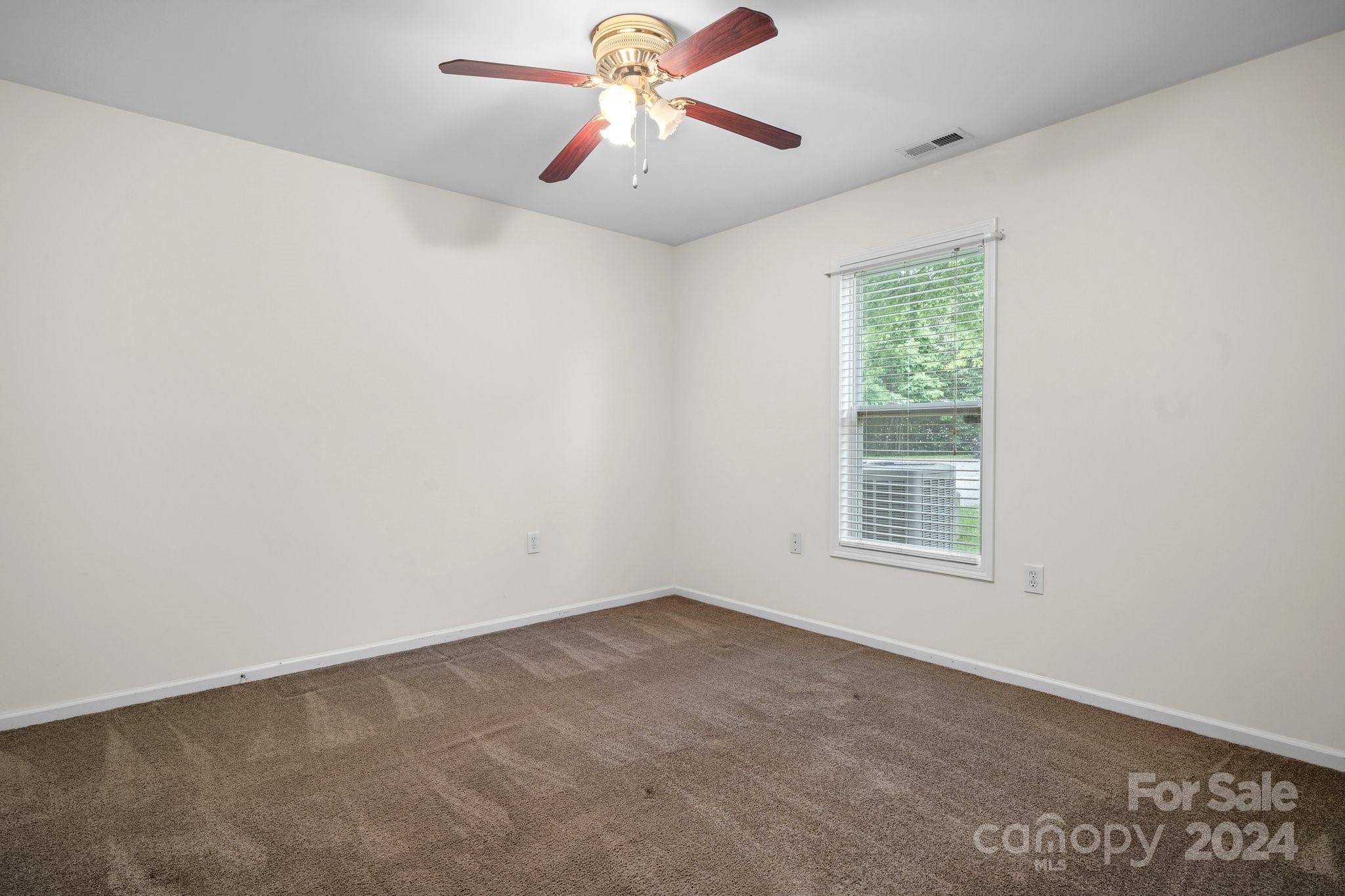 1682 Golden Cedar Lane