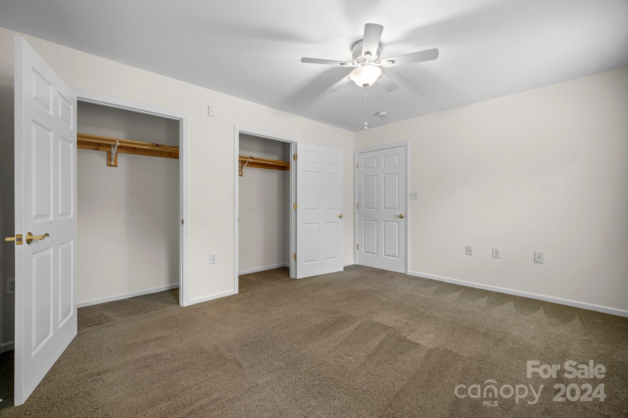 1682 Golden Cedar Lane