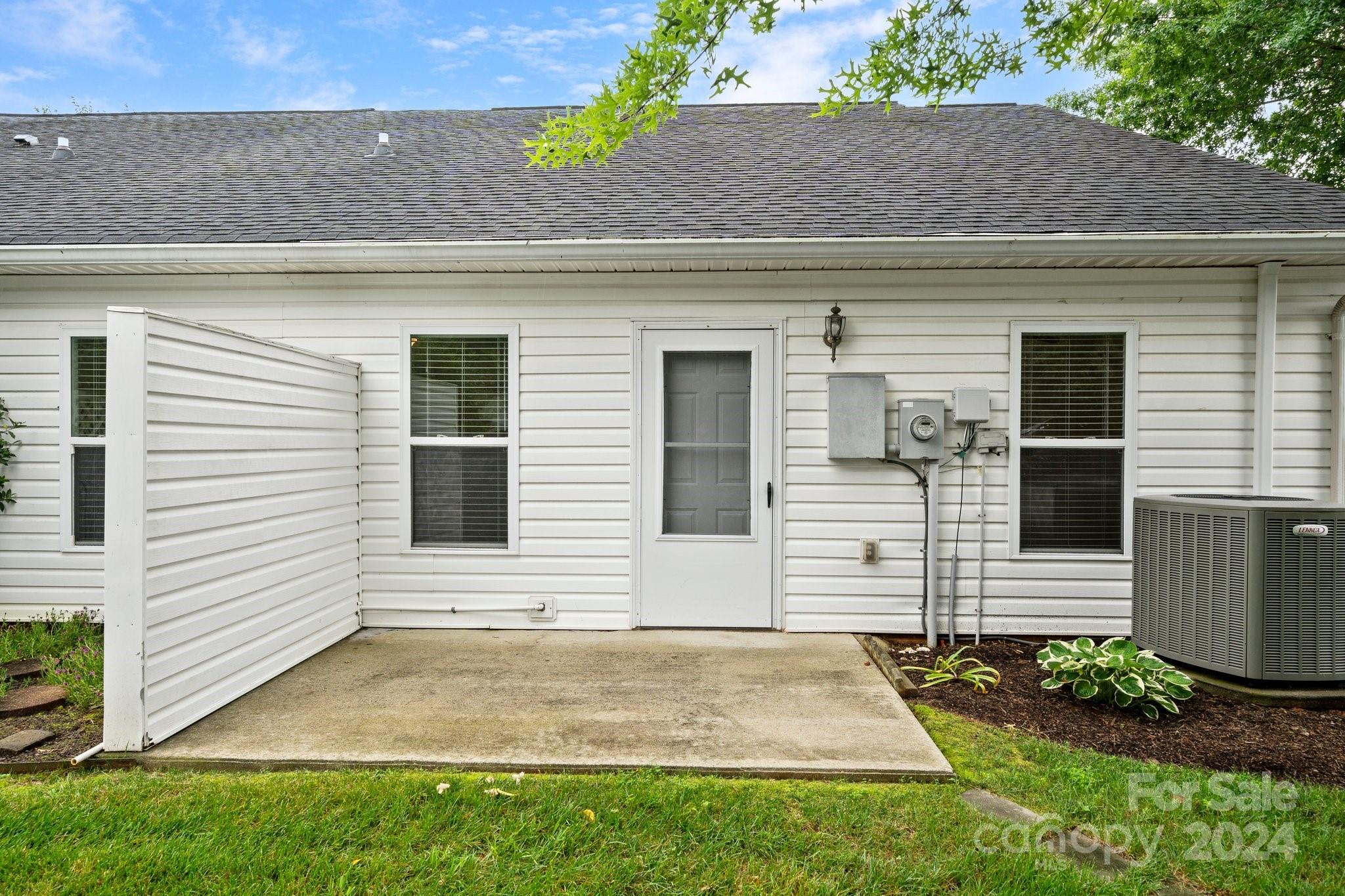 1682 Golden Cedar Lane