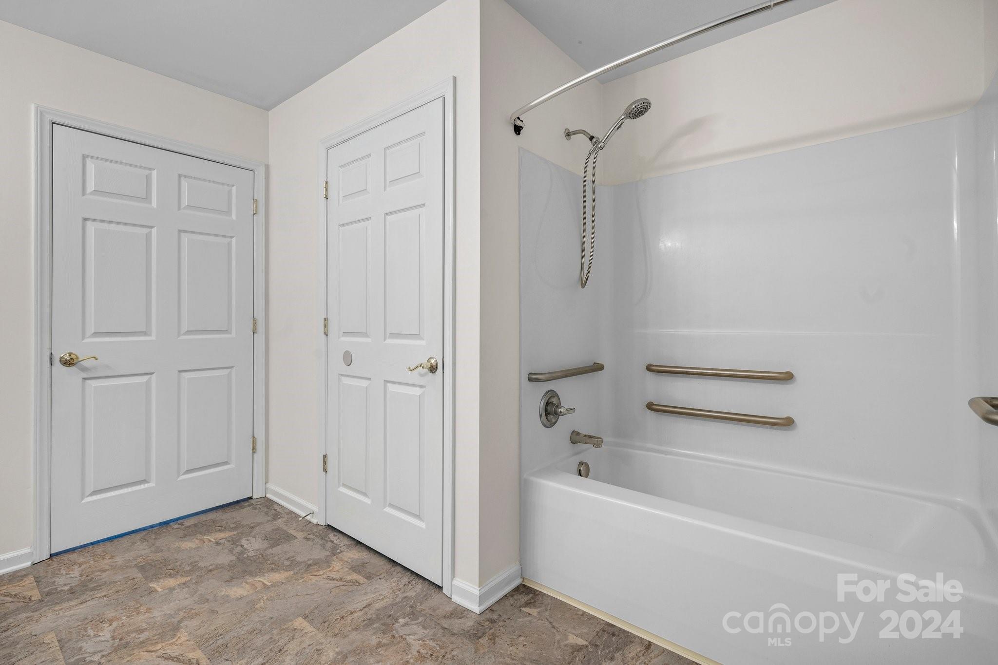 1682 Golden Cedar Lane