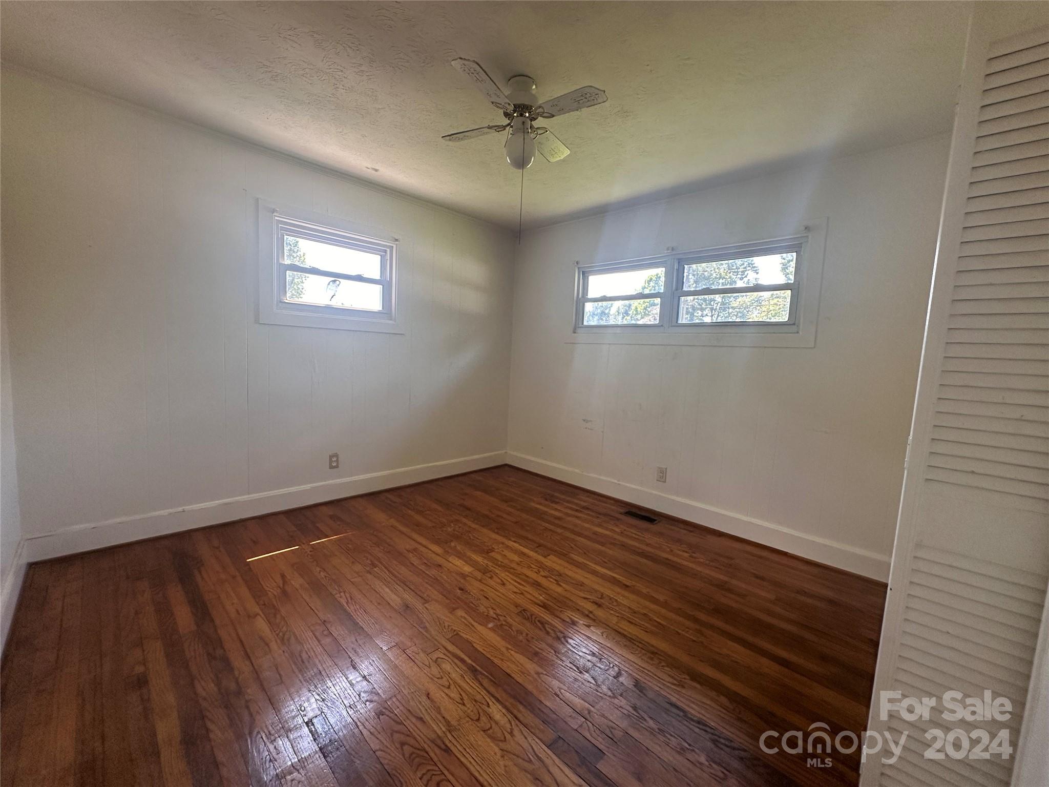 1922 Marigold Lane