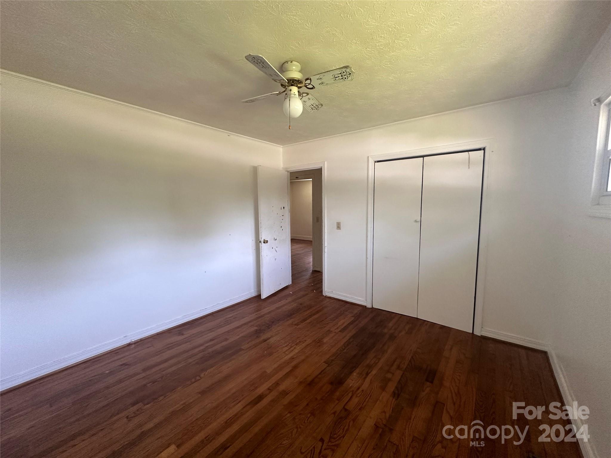 1922 Marigold Lane