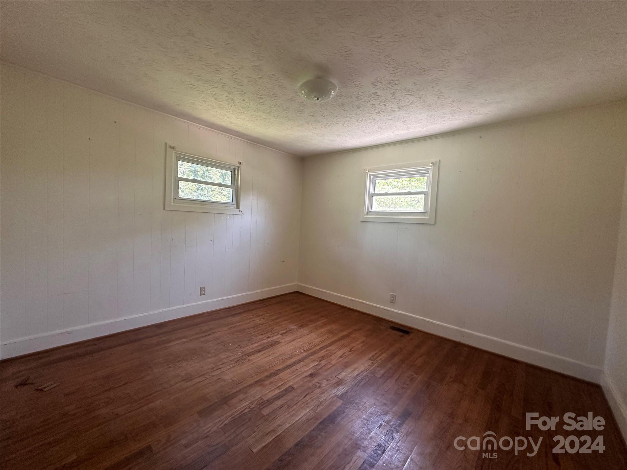 1922 Marigold Lane