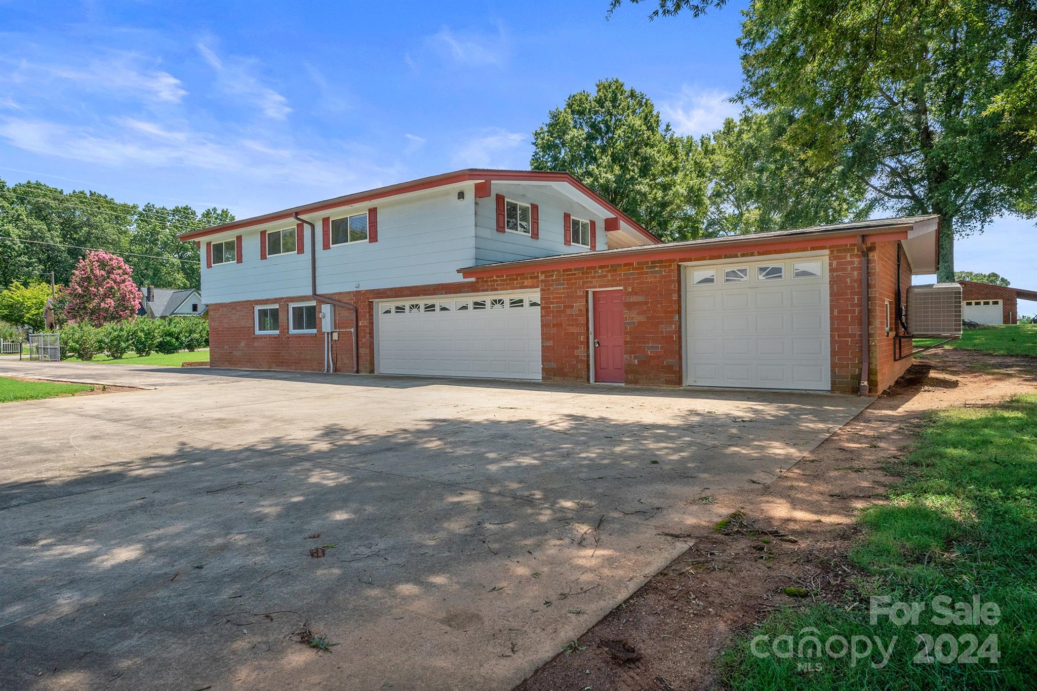 2673 N Olivers Cross Road