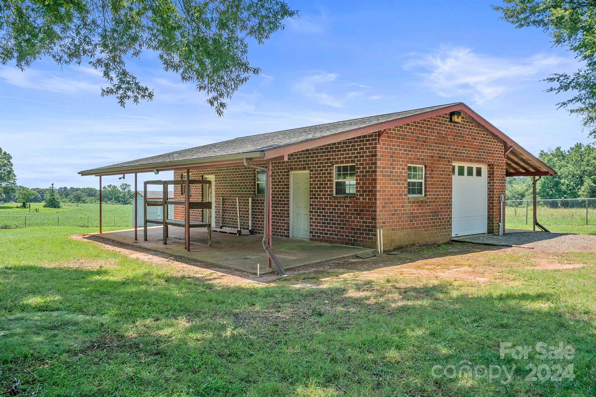 2673 N Olivers Cross Road