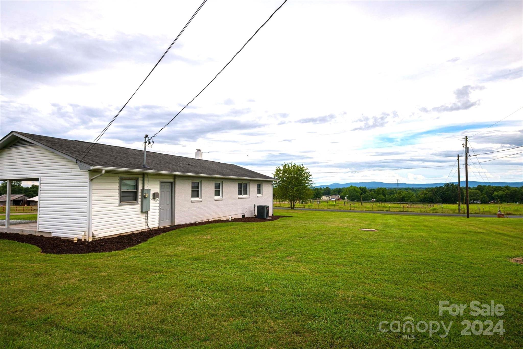 4175 Hickory Nut Ridge Road