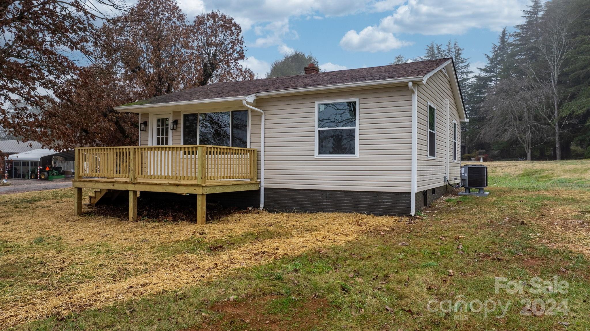 4196 Fairview Hills Drive