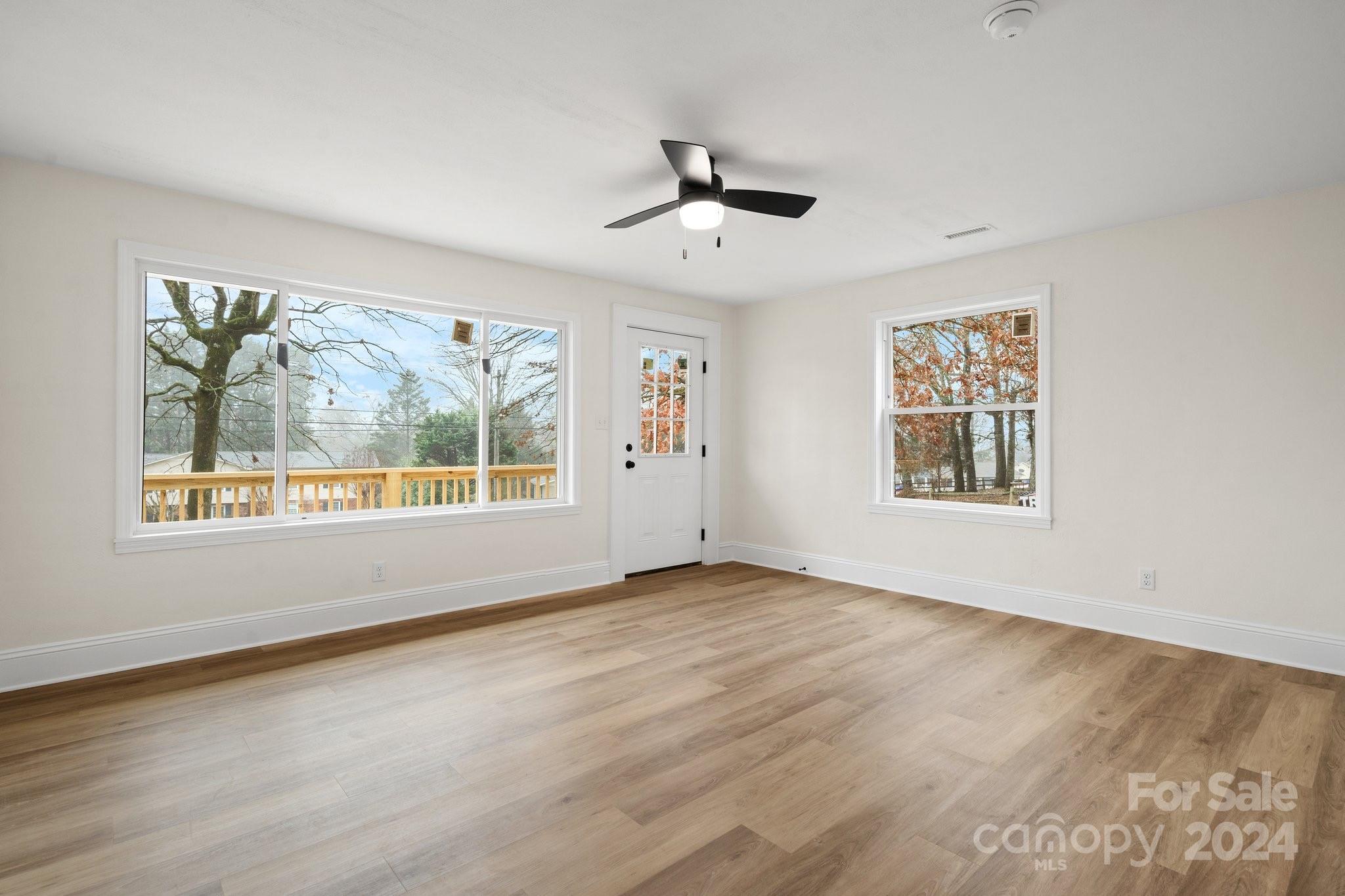 4196 Fairview Hills Drive